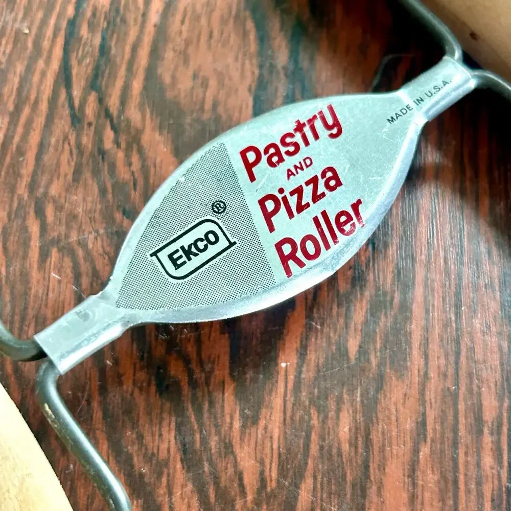 Vintage Ekco Pastry & Pizza Roller, Mid Century Baking Tool Retro Kitchen Gadget